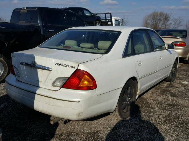 4T1BF28BXYU080738 - 2000 TOYOTA AVALON XL WHITE photo 4