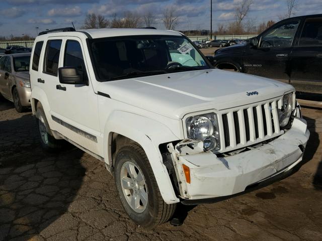 1C4PJMAK6CW116114 - 2012 JEEP LIBERTY SP WHITE photo 1