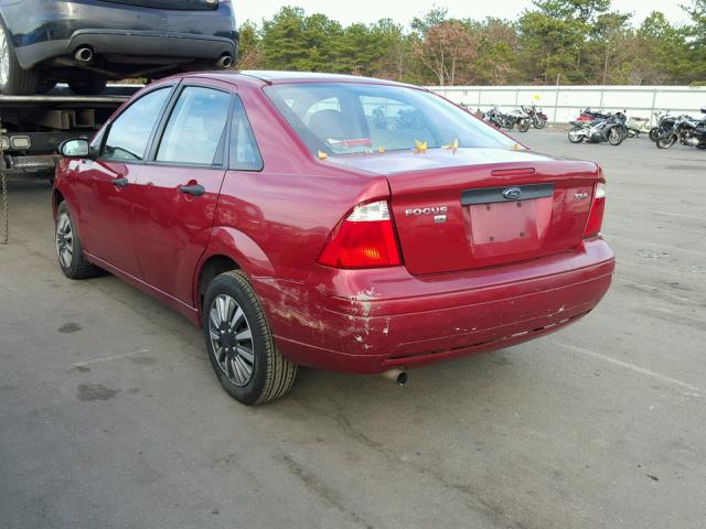 1FAFP34N75W192511 - 2005 FORD FOCUS ZX4 RED photo 3