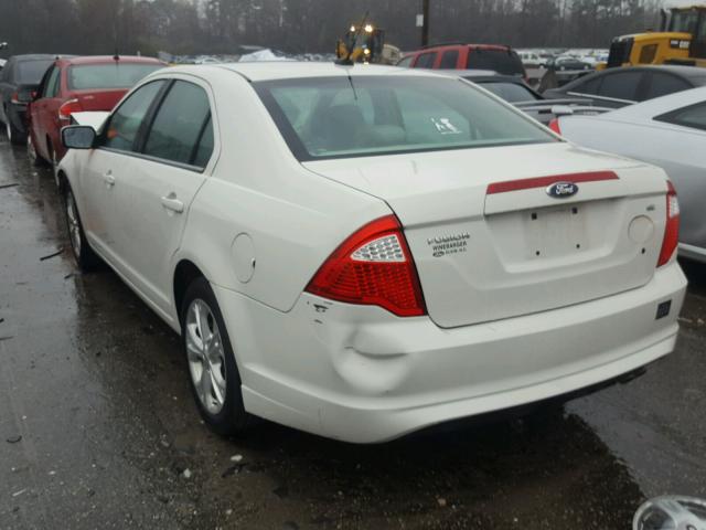 3FAHP0HA2CR417786 - 2012 FORD FUSION SE WHITE photo 3