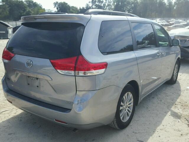 5TDYK3DC8BS053984 - 2011 TOYOTA SIENNA XLE SILVER photo 4