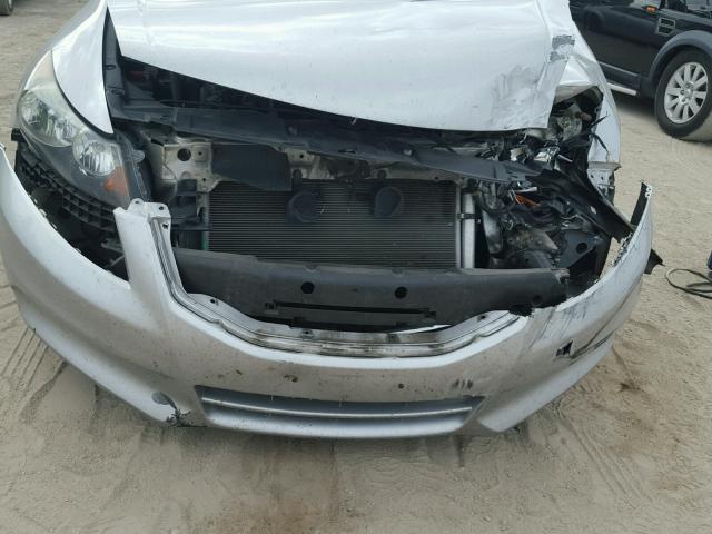 1HGCP2F33BA006850 - 2011 HONDA ACCORD LX SILVER photo 9