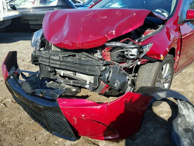 4T1BF1FK9HU635384 - 2017 TOYOTA CAMRY LE RED photo 9