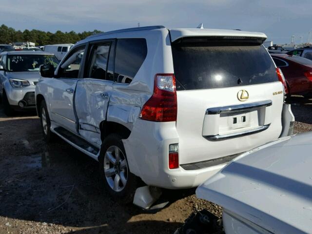 JTJBM7FX2D5054898 - 2013 LEXUS GX BASE WHITE photo 3