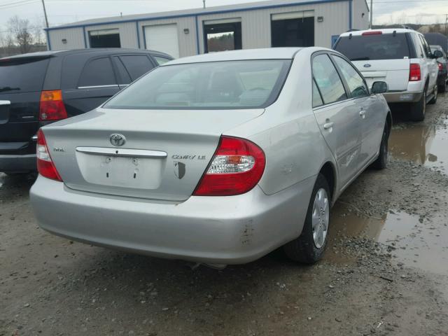 4T1BE32K92U042975 - 2002 TOYOTA CAMRY LE SILVER photo 4
