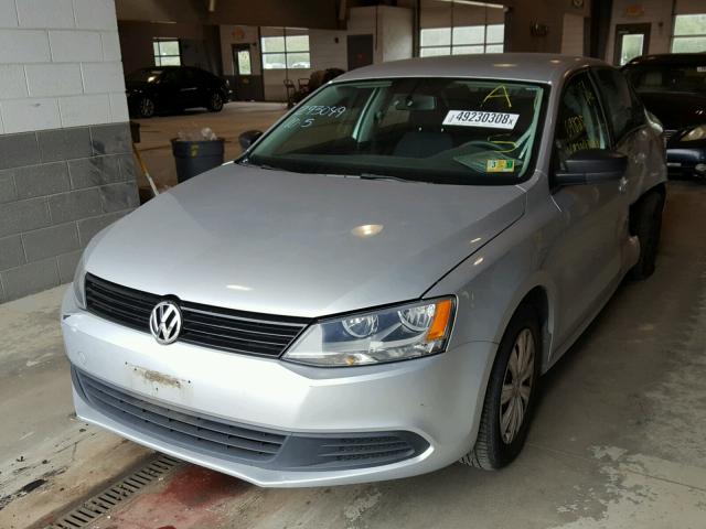 3VW1K7AJ3BM307805 - 2011 VOLKSWAGEN JETTA BASE SILVER photo 2