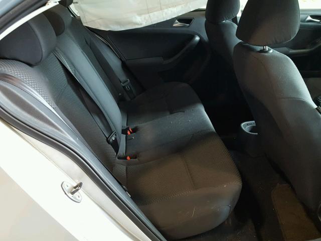 3VW1K7AJ3BM307805 - 2011 VOLKSWAGEN JETTA BASE SILVER photo 6