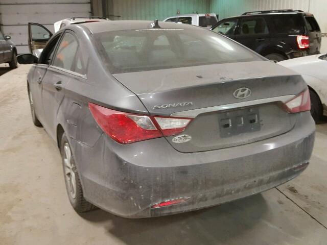 5NPEB4AC0CH489068 - 2012 HYUNDAI SONATA GLS GRAY photo 3