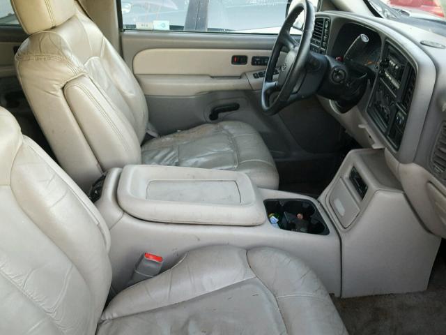 1GNEK13T11J149774 - 2001 CHEVROLET TAHOE K150 GRAY photo 5