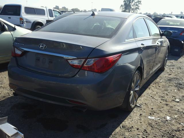 5NPEC4AC2DH766723 - 2013 HYUNDAI SONATA SE GRAY photo 4