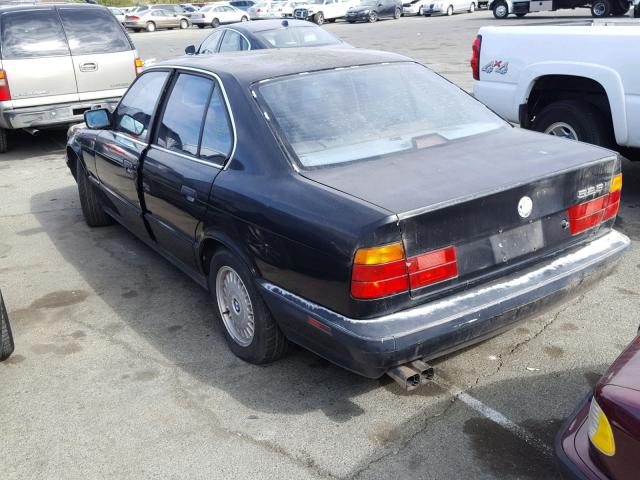 WBAHC2306KBE19253 - 1989 BMW 525 I AUTO BLACK photo 3