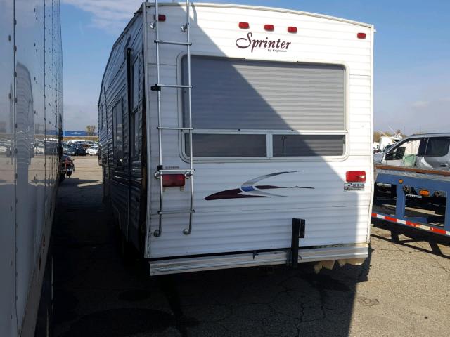 4YDF2432521204862 - 2002 CCHM CAMPER WHITE photo 3