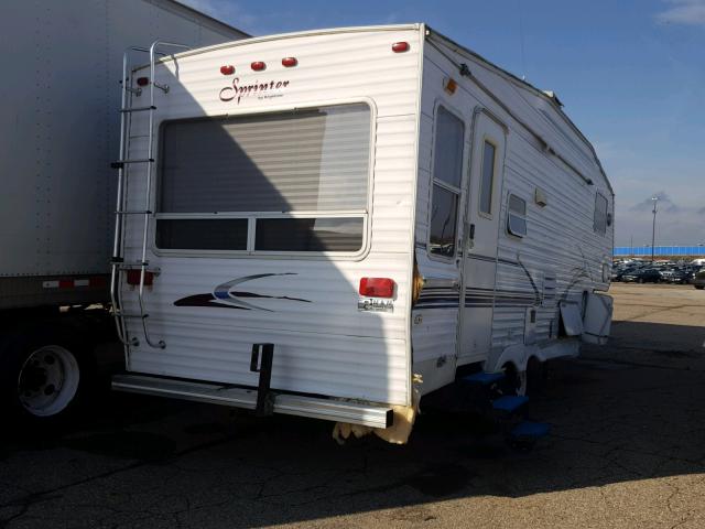 4YDF2432521204862 - 2002 CCHM CAMPER WHITE photo 4