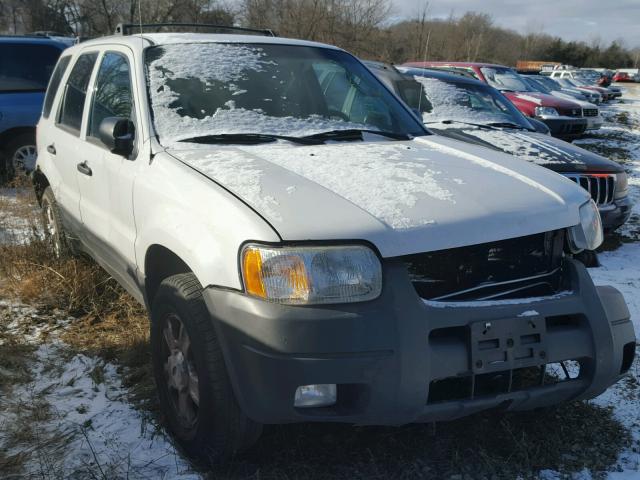 1FMYU93173KA80630 - 2003 FORD ESCAPE XLT WHITE photo 1