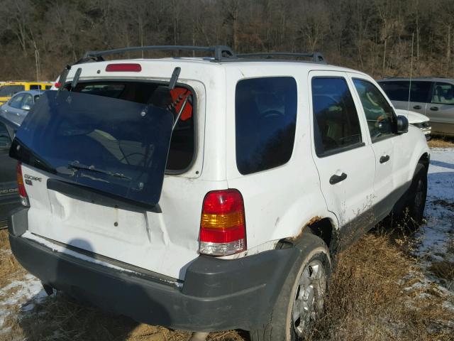 1FMYU93173KA80630 - 2003 FORD ESCAPE XLT WHITE photo 4