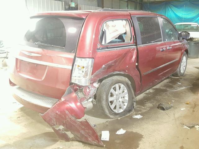 2C4RC1BG7FR662235 - 2015 CHRYSLER TOWN & COU RED photo 4