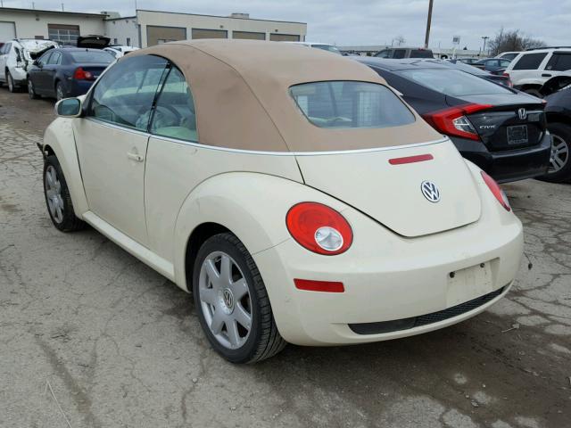 3VWSG31Y46M318328 - 2006 VOLKSWAGEN NEW BEETLE 奶油色 照片 3