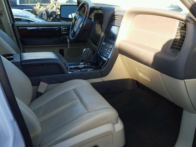5LMJJ2JT4FEJ06347 - 2015 LINCOLN NAVIGATOR 白色 照片 5