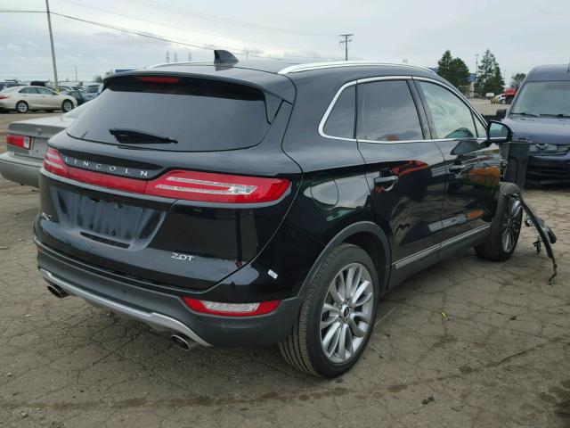 5LMCJ3C96HUL56973 - 2017 LINCOLN MKC RESERV BLACK photo 4