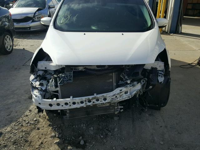 1FADP5BU3GL120836 - 2016 FORD C-MAX SEL WHITE photo 9