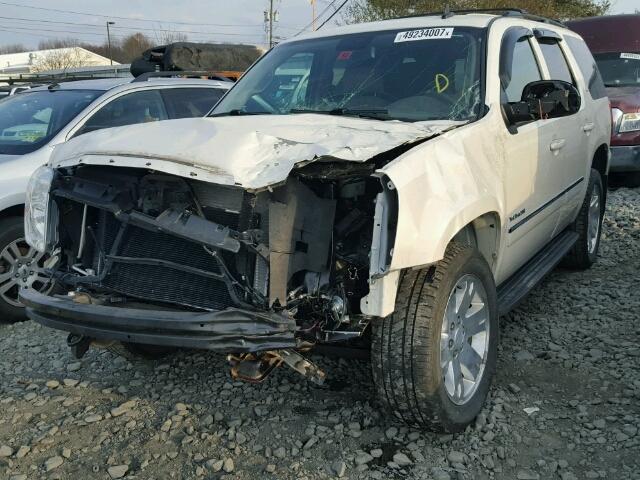 1GKS2CE01ER157072 - 2014 GMC YUKON SLT WHITE photo 2