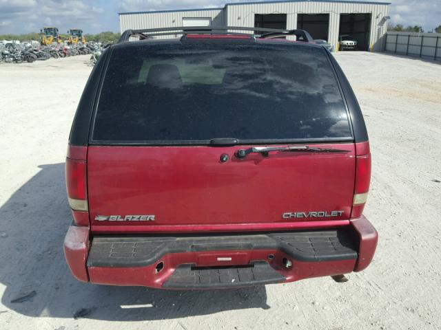 1GNCS13W5Y2146477 - 2000 CHEVROLET BLAZER MAROON photo 9