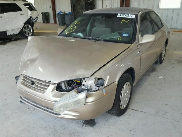 4T1BG22K8VU794014 - 1997 TOYOTA CAMRY CE BEIGE photo 2