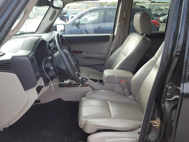 1J8HG58276C165044 - 2006 JEEP COMMANDER BLACK photo 5