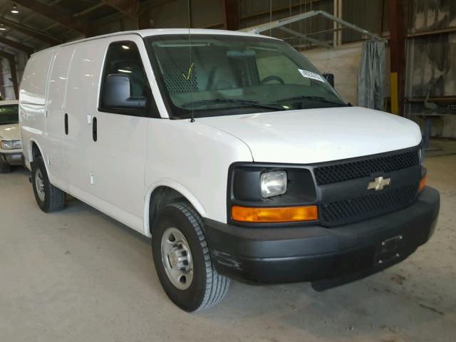 1GCGG25C081121786 - 2008 CHEVROLET EXPRESS G2 WHITE photo 1