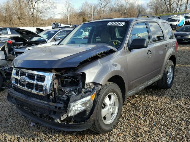 1FMCU9D78CKA35032 - 2012 FORD ESCAPE XLT GRAY photo 2