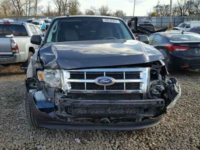 1FMCU9D78CKA35032 - 2012 FORD ESCAPE XLT GRAY photo 9