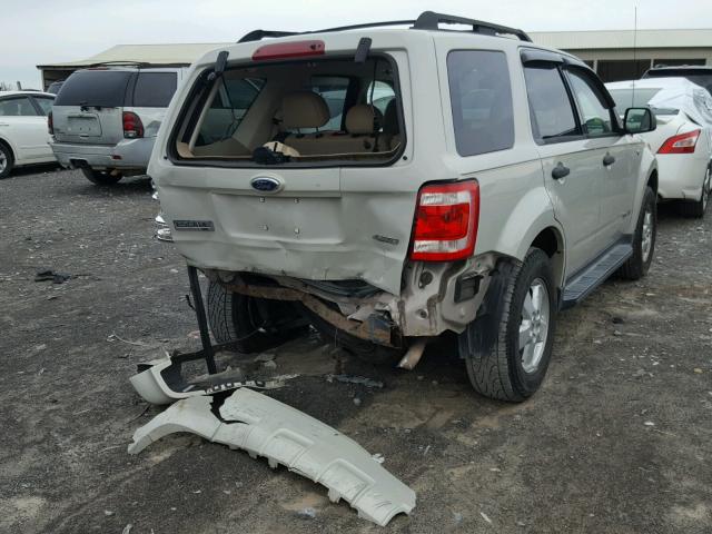 1FMCU93188KC16717 - 2008 FORD ESCAPE XLT WHITE photo 4