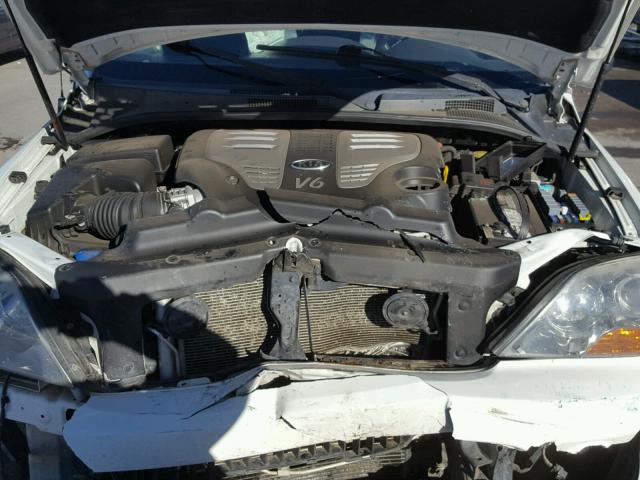 KNDJC736075748099 - 2007 KIA SORENTO EX WHITE photo 7