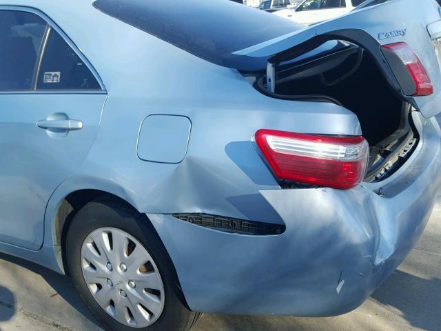 4T4BE46K28R036966 - 2008 TOYOTA CAMRY CE BLUE photo 9