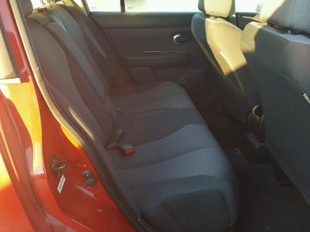 3N1BC13E97L356699 - 2007 NISSAN VERSA S RED photo 6