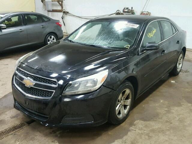 1G11B5SA0DU137643 - 2013 CHEVROLET MALIBU LS შავი ფოტო 2