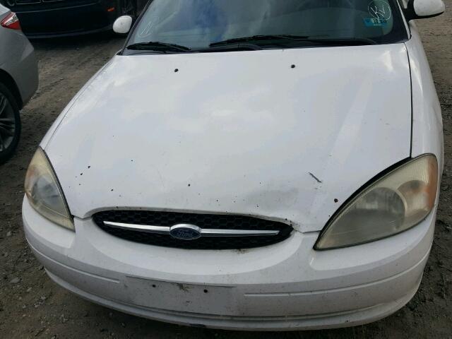 1FAFP56S9YA158215 - 2000 FORD TAURUS SEL WHITE photo 7