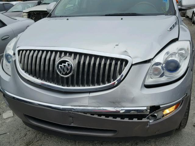 5GALRBED8AJ203998 - 2010 BUICK ENCLAVE CX SILVER photo 7