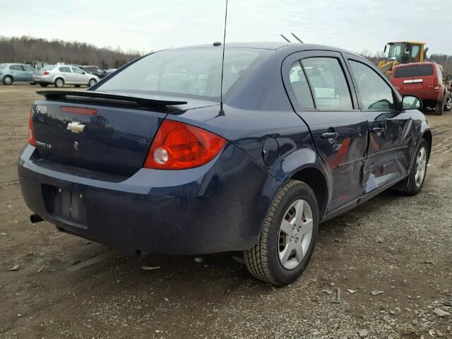 1G1AK58F487131559 - 2008 CHEVROLET COBALT LS BLUE photo 4