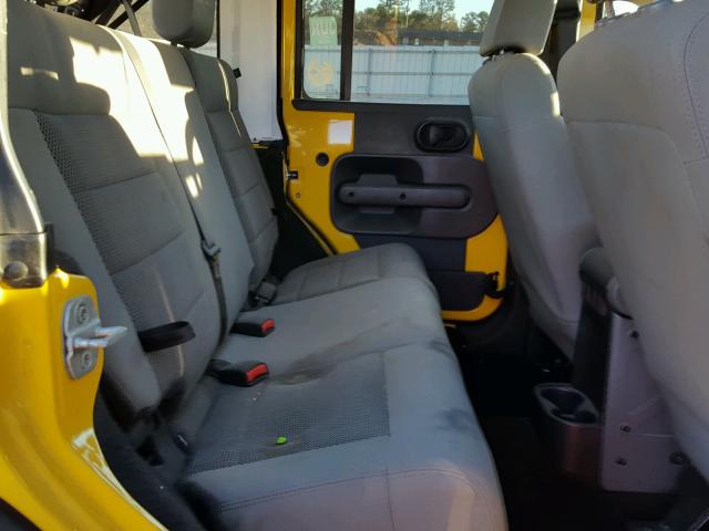 1J4GA69188L576045 - 2008 JEEP WRANGLER U YELLOW photo 6