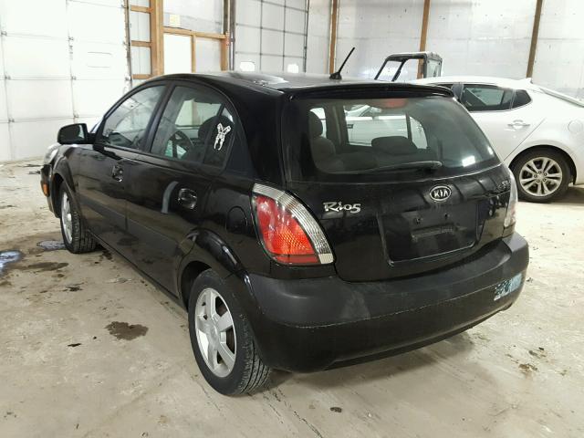 KNADE163066171540 - 2006 KIA RIO 5 BLACK photo 3