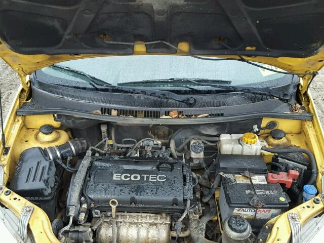 KL1TD66E39B622155 - 2009 CHEVROLET AVEO LS YELLOW photo 7