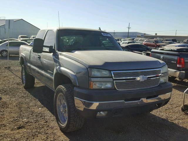 1GCHK29U76E137866 - 2006 CHEVROLET SILVERADO GRAY photo 1