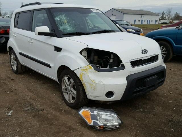 KNDJT2A26B7705533 - 2011 KIA SOUL + WHITE photo 1