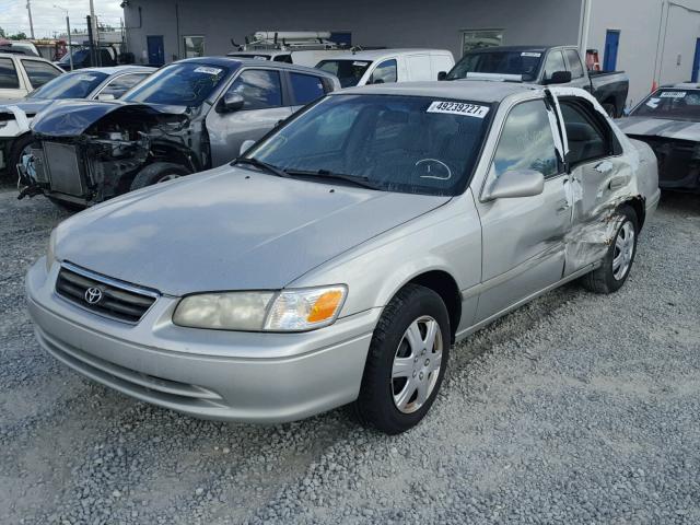 4T1BG22K51U052146 - 2001 TOYOTA CAMRY CE SILVER photo 2