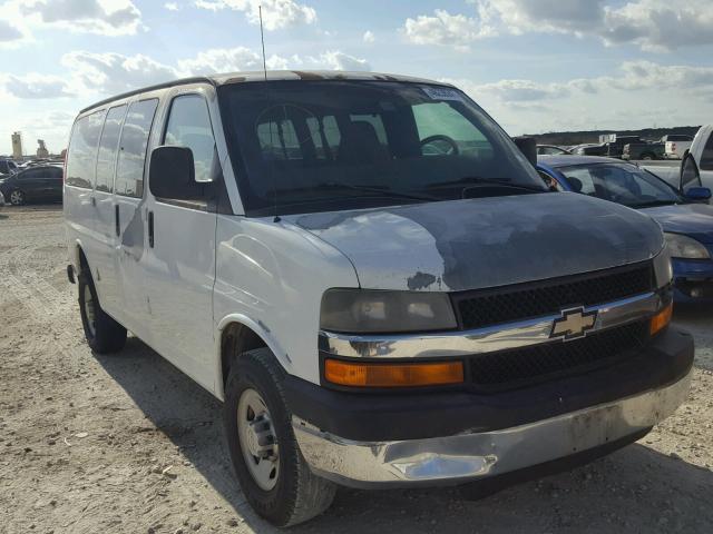 1GAHG35U271197892 - 2007 CHEVROLET EXPRESS G3 WHITE photo 1