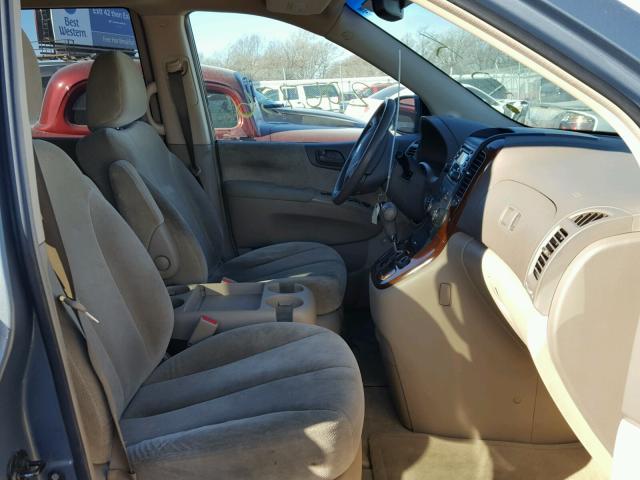 KNDMB233566049245 - 2006 KIA SEDONA EX GRAY photo 5