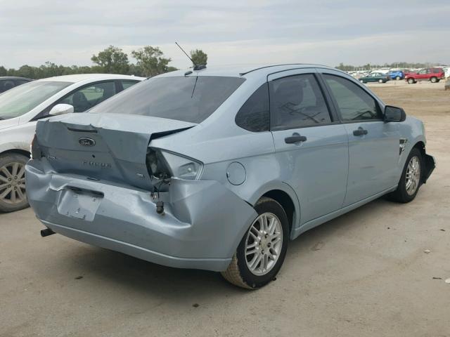 1FAHP35NX8W102666 - 2008 FORD FOCUS SE BLUE photo 4