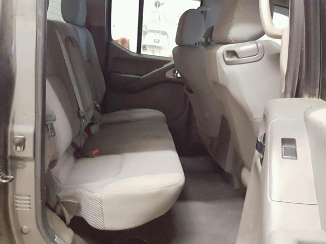 1N6AD09W27C463988 - 2007 NISSAN FRONTIER C SILVER photo 6