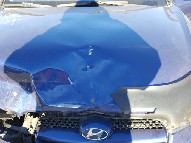 KMHCN35C18U087698 - 2008 HYUNDAI ACCENT BAS BLUE photo 7